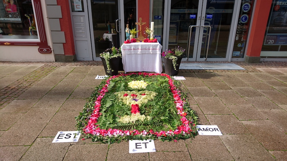 Fronleichnamsaltar 2019. Foto: Caritas
