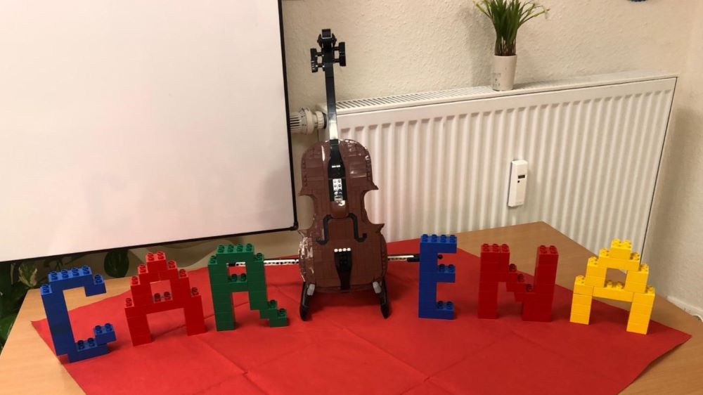 ... zusammengesetzt werden. | Fotos: Caritas