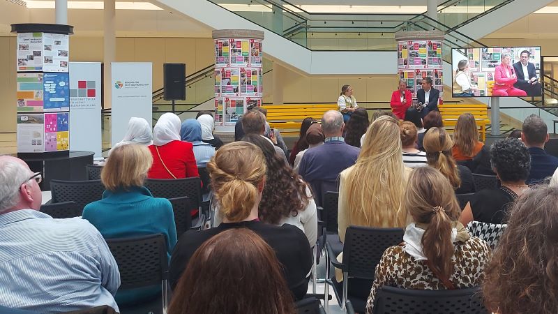 Ausstellungseröffnung im Landtag | Foto: Wortmann / Caritas