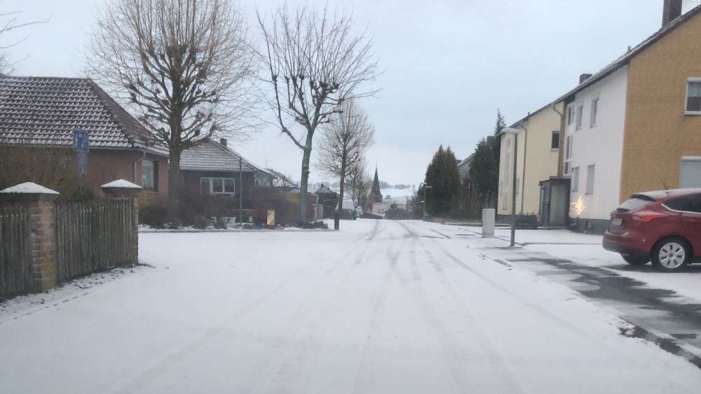 Mit Schnee, Eis und Glätte ist derzeit überall zu rechnen.